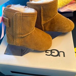 Baby girl Uggs size 0/1